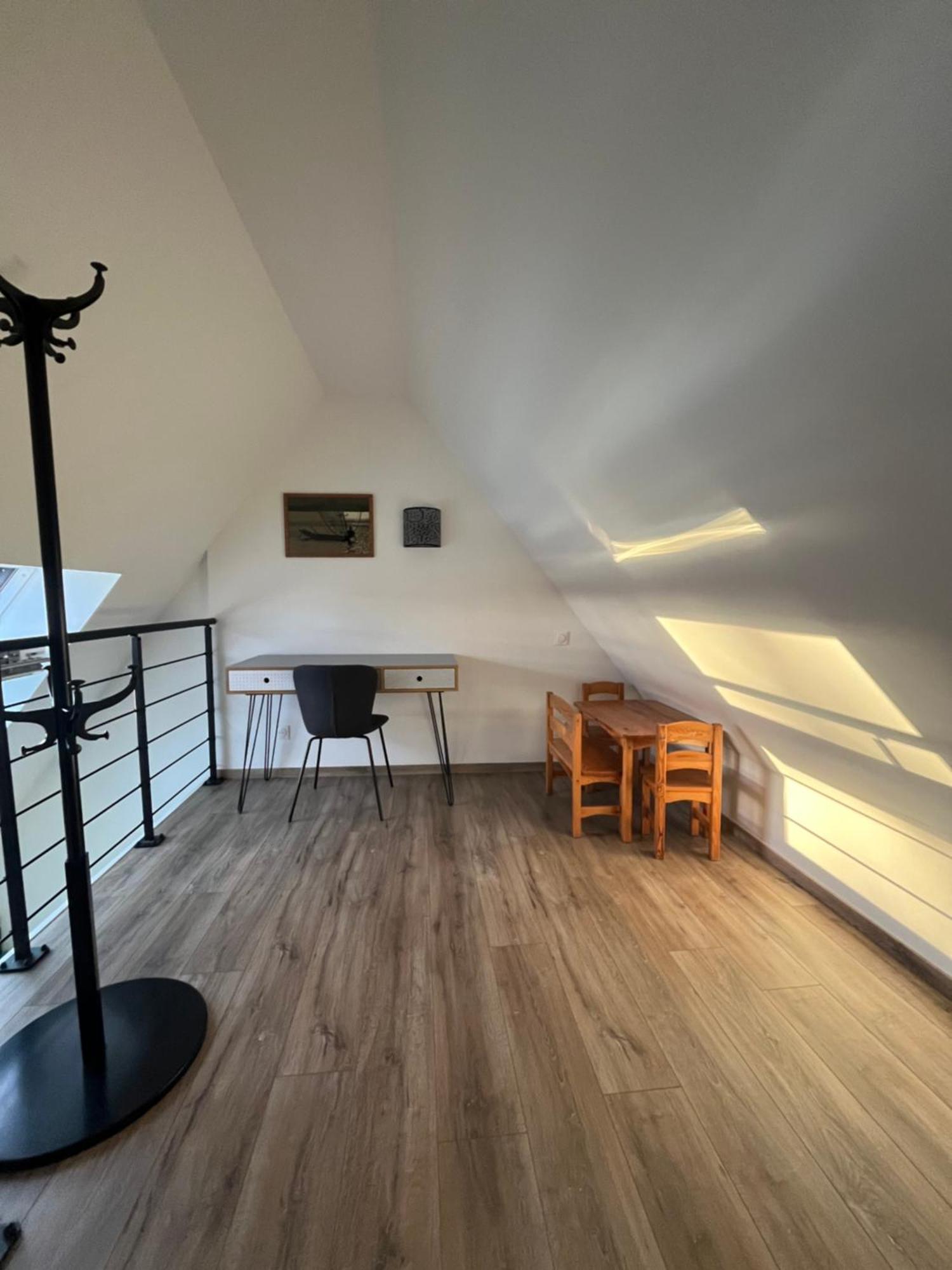 Maison Renovee Au Calme Bieville-Beuville Екстер'єр фото